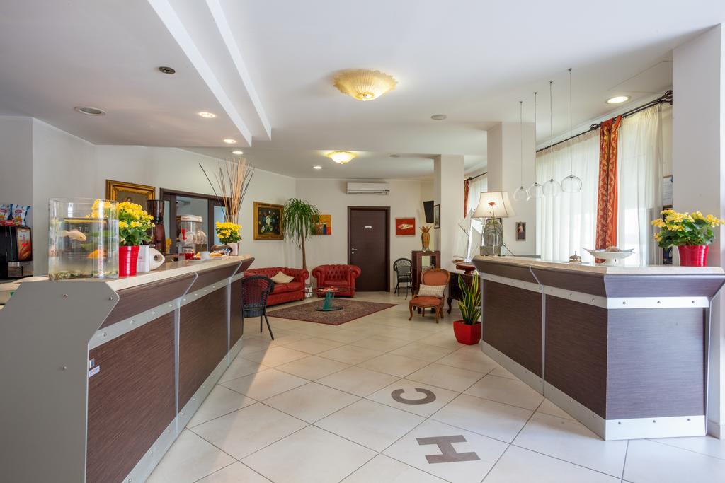 Hotel Caggiari Senigallia Exterior photo