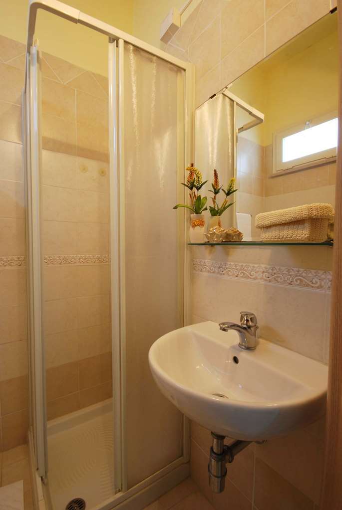 Hotel Caggiari Senigallia Room photo